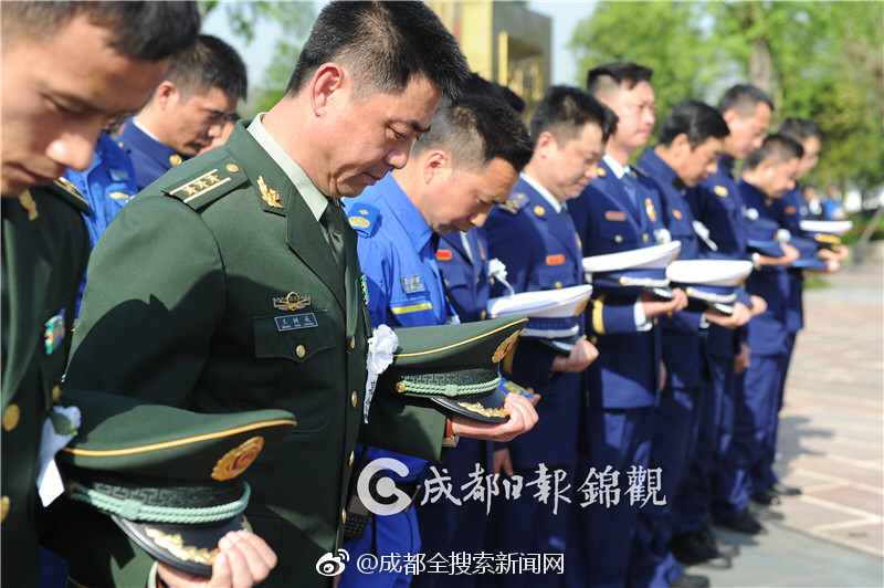 李胜峰：台湾人该面对统一的问题了