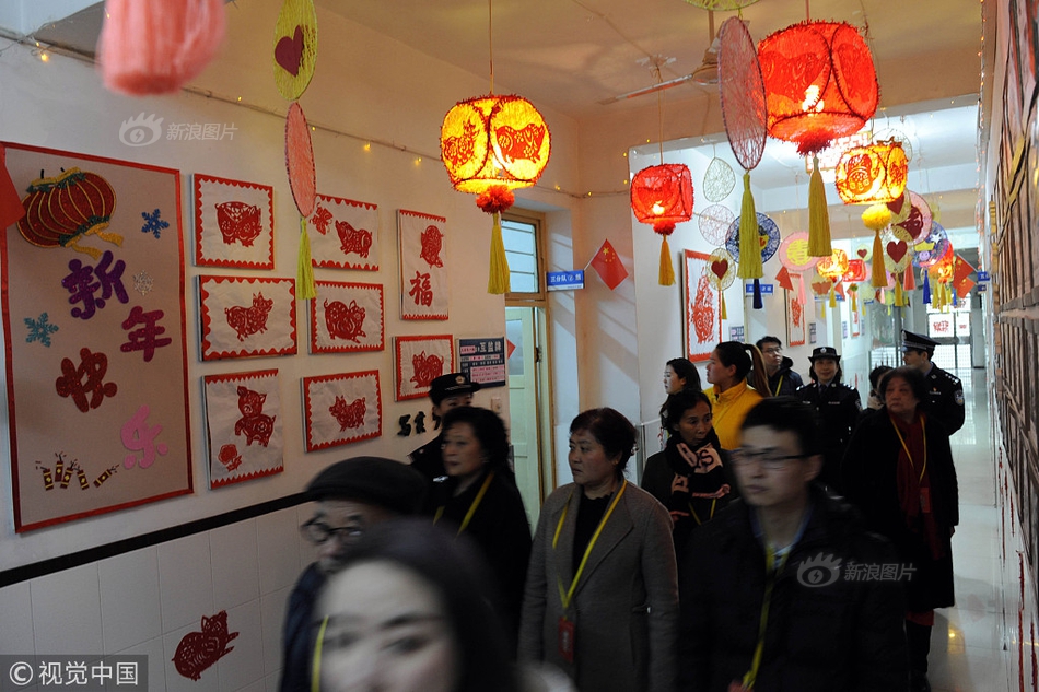 无锡将建立大型token工厂 初期部署4台华为ascend 384超节点服务器