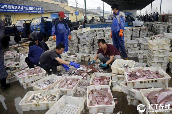 北大医药去北大化：结果很糟糕！此前 报道：北大医药被围攻，近百名退休员工大闹办公楼