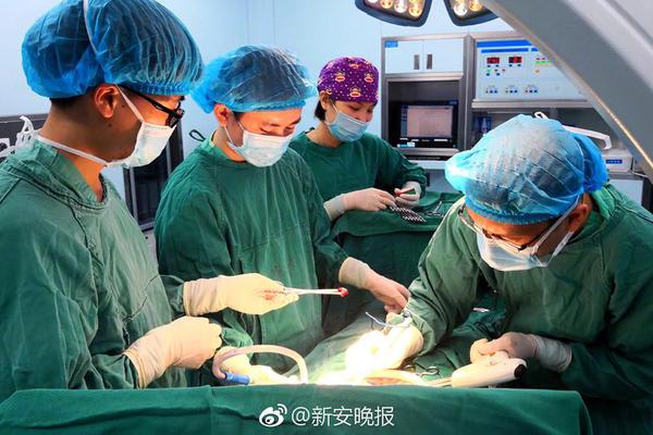大涨1212%！年内第二只首日“十倍股”诞生，中一签最高赚27万！